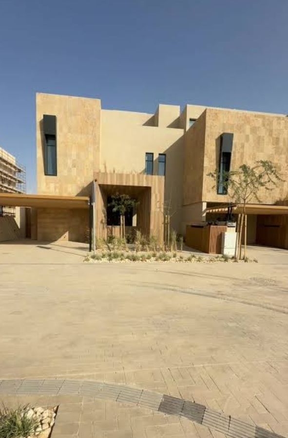 مشروع تجاري وسكني